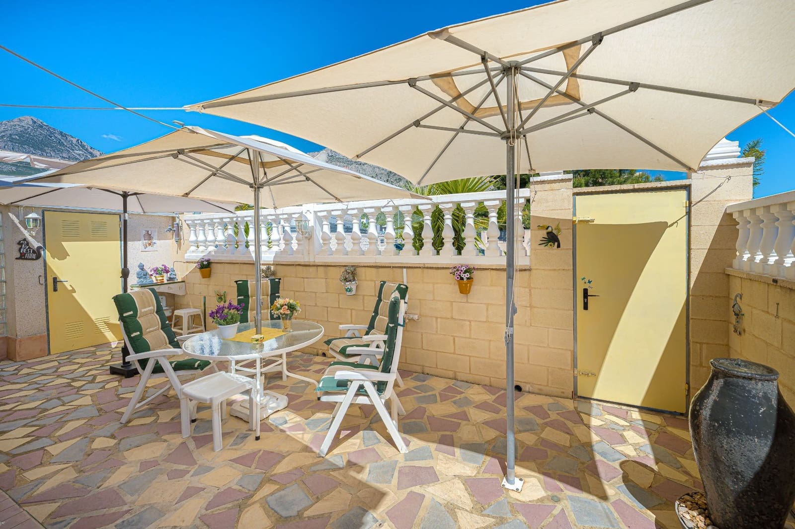 2 bedroom Bungalow for sale in Polop with pool - € 224,000 (Ref: 9819531)