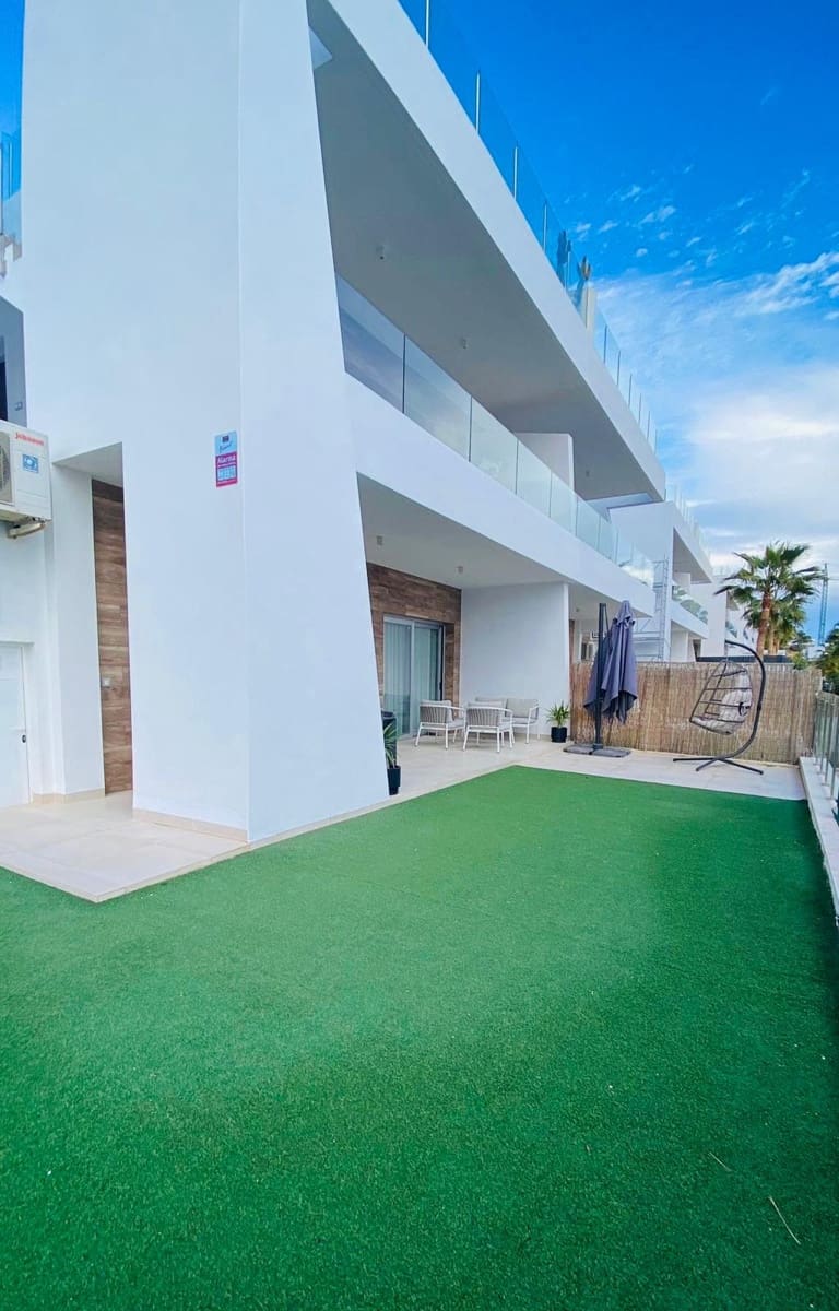 Apartamento de 2 habitaciones en Finestrat en venta con piscina garaje - 336.000 € (Ref: 9802503)