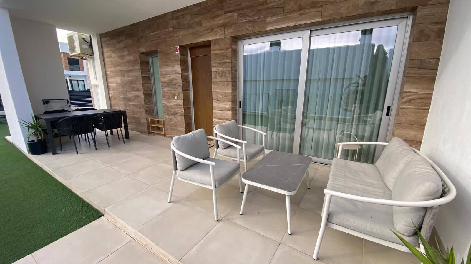 Apartamento de 2 habitaciones en Finestrat en venta con piscina garaje - 336.000 € (Ref: 9802503)