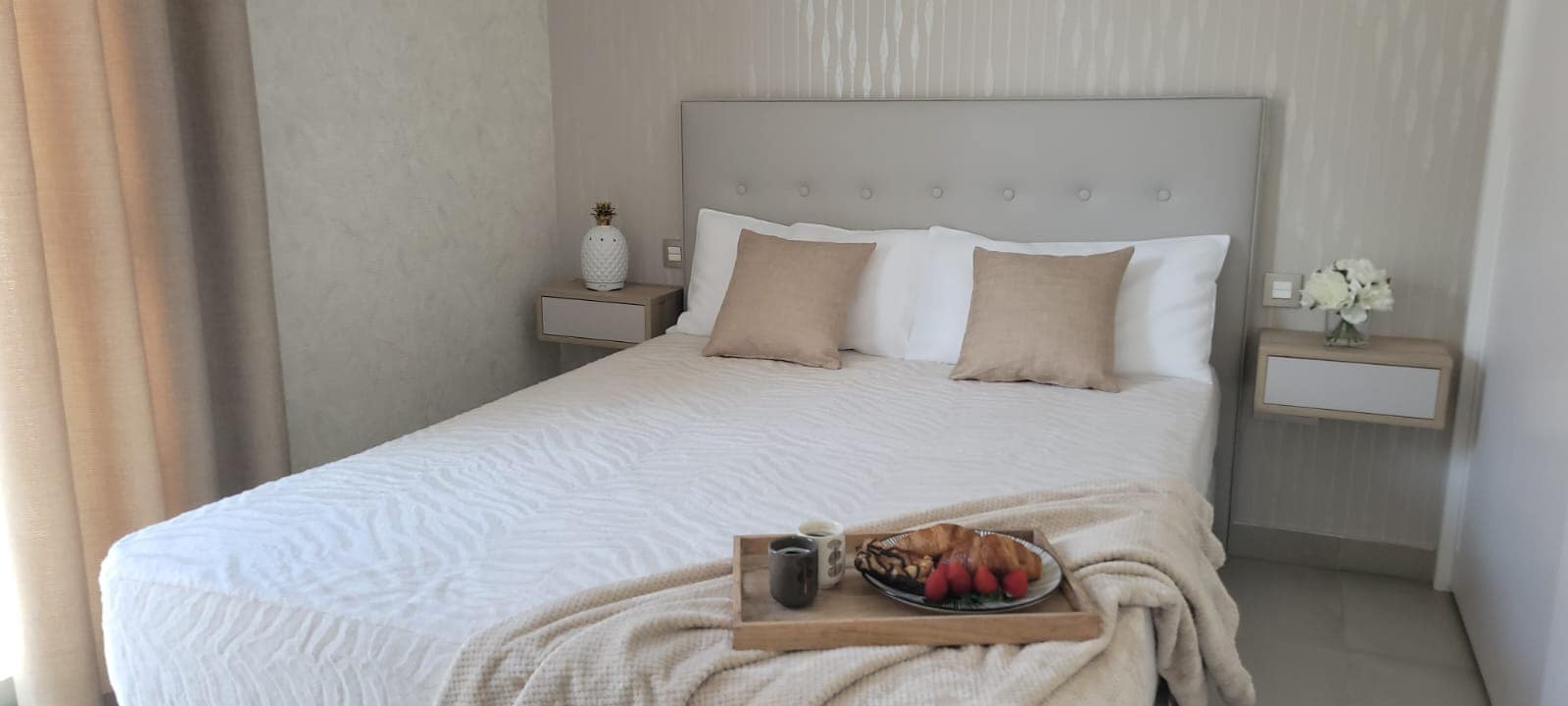 2 bedroom Apartment for holiday rental in Finestrat with pool garage - € 700 (Ref: 9802563)