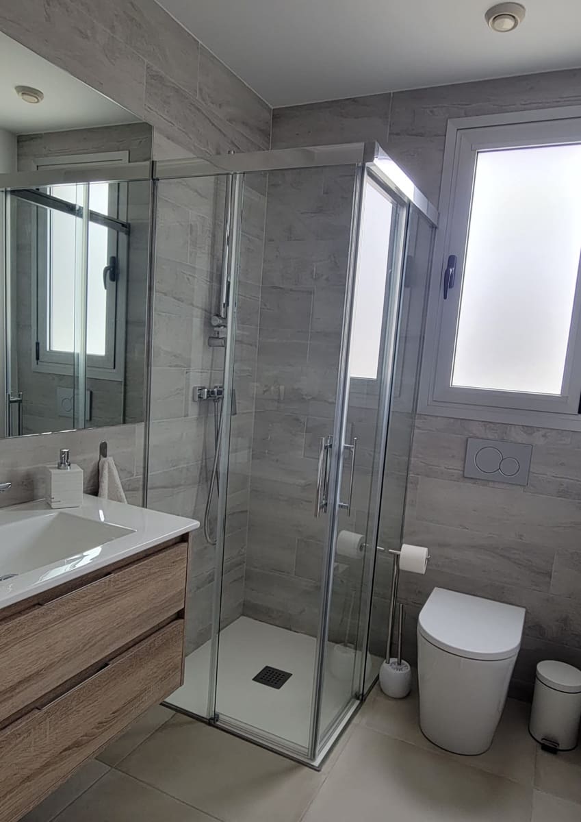 2 bedroom Apartment for rent in Finestrat with garage - € 1,690 (Ref: 9802565)