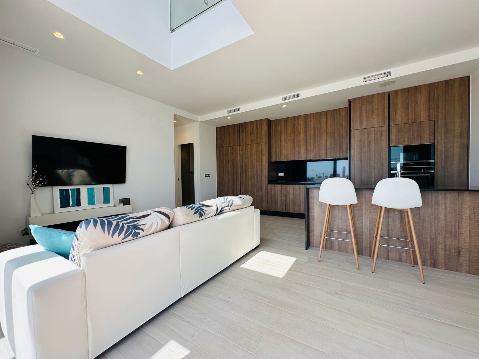 3 Zimmer Villa zu vermieten in Finestrat mit Garage - 3.750 € (Ref: 9802738)