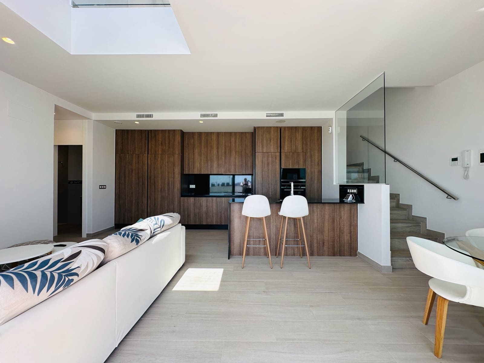 3 Zimmer Villa zu vermieten in Finestrat mit Garage - 3.750 € (Ref: 9802738)