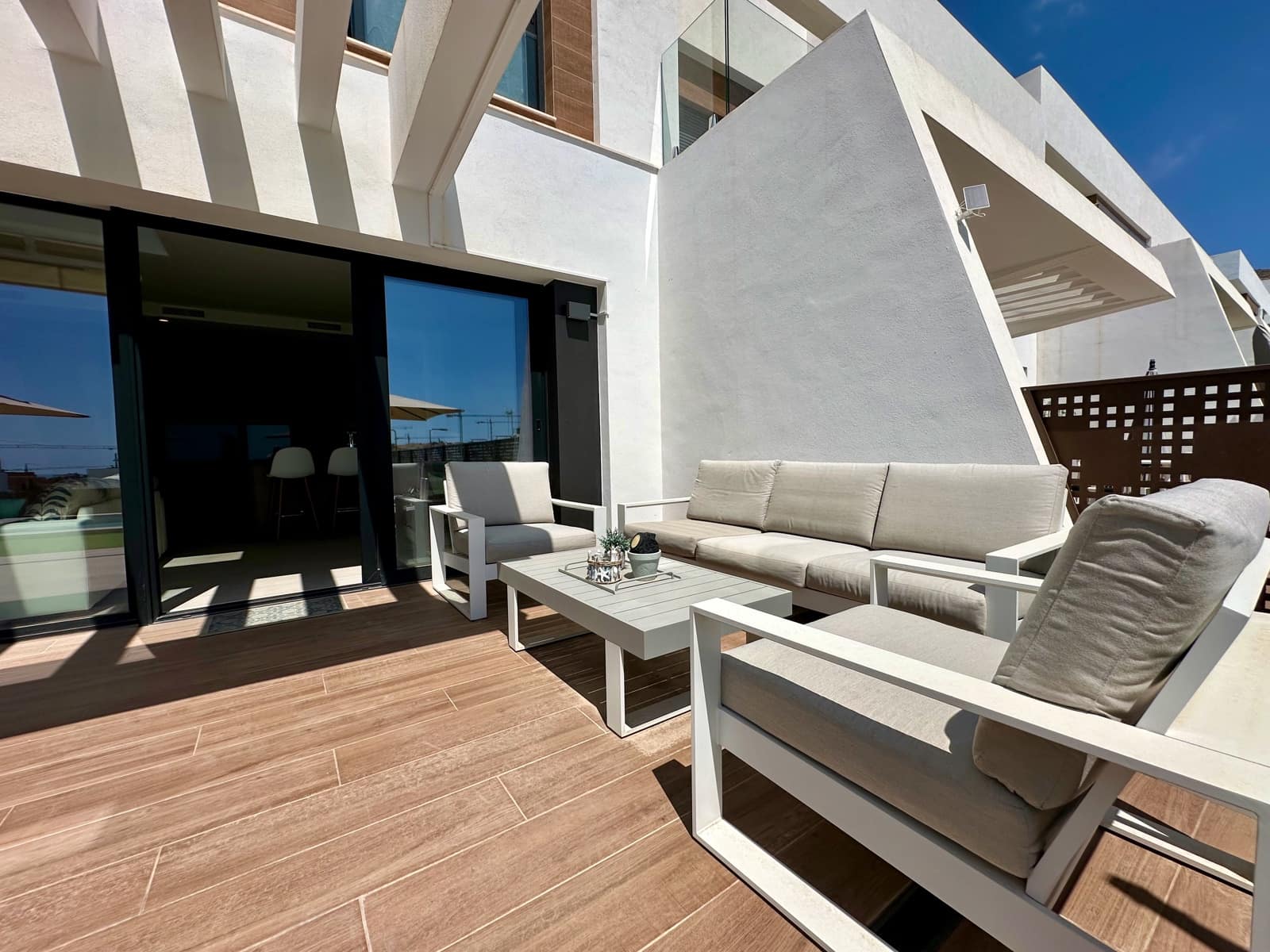 3 Zimmer Villa zu vermieten in Finestrat mit Garage - 3.750 € (Ref: 9802738)