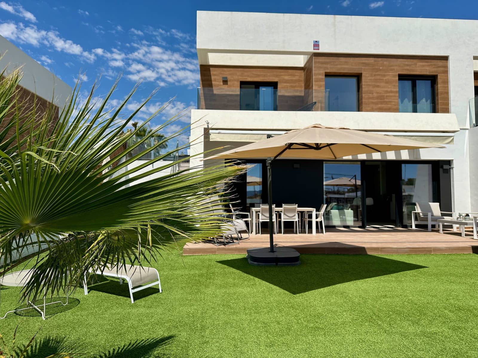 3 Zimmer Villa zu vermieten in Finestrat mit Garage - 3.750 € (Ref: 9802738)