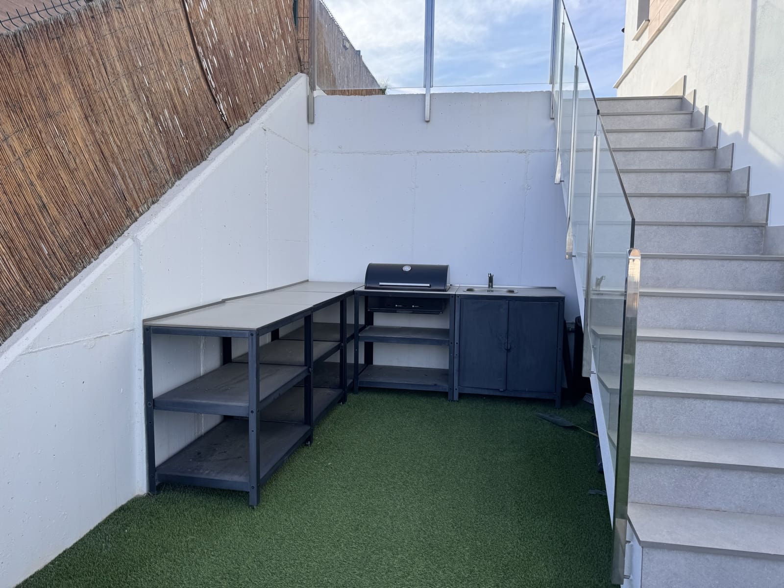 3 Zimmer Villa zu vermieten in Finestrat mit Garage - 3.750 € (Ref: 9802738)