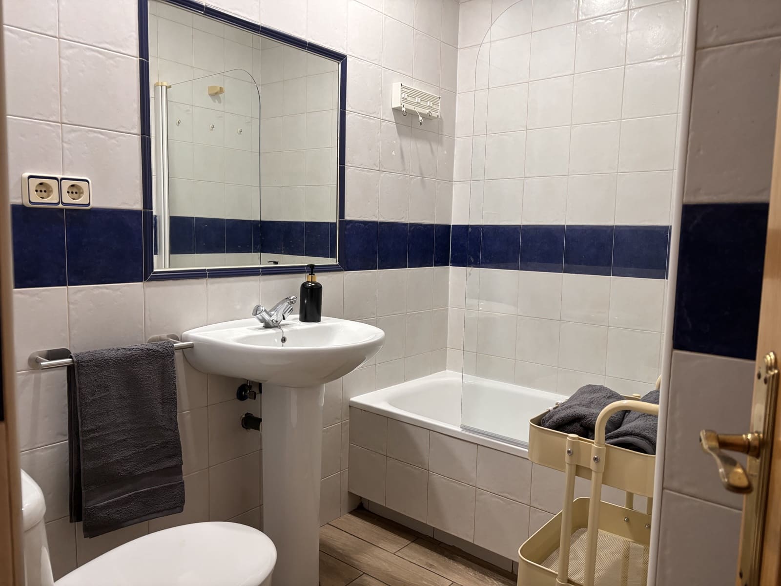 2 bedroom Apartment for sale in Madrid city - € 329,000 (Ref: 9804875)