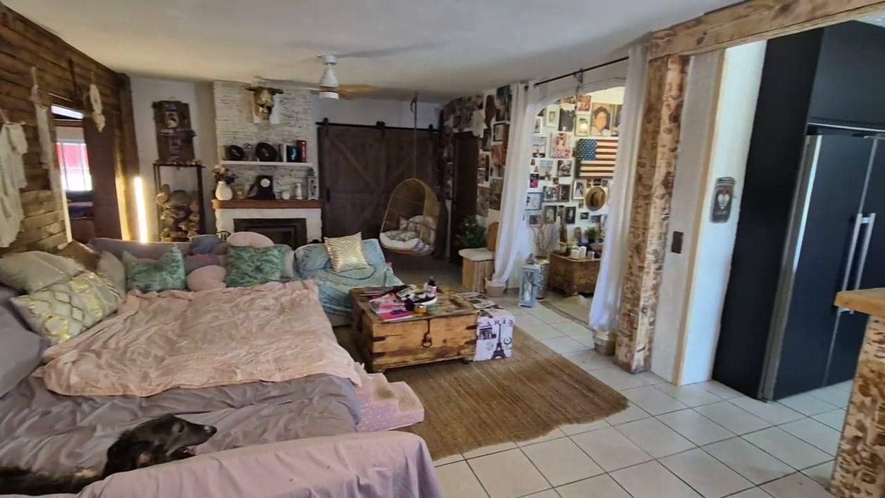 3 bedroom Bungalow for sale in Torrellano with pool garage - € 499,000 (Ref: 9826926)
