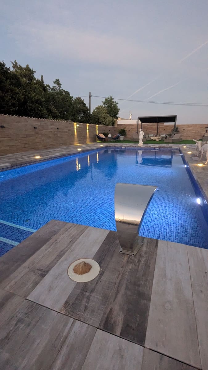 3 bedroom Bungalow for sale in Torrellano with pool garage - € 499,000 (Ref: 9826926)