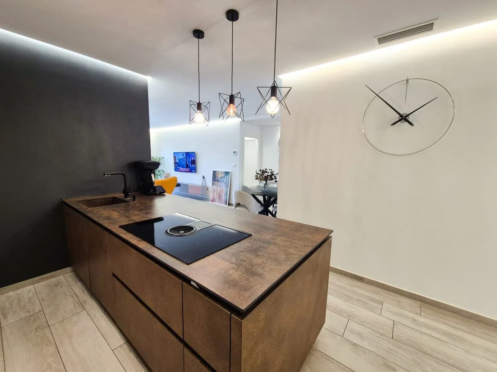 3 bedroom Apartment for sale in Elche / Elx with pool - € 355,355 (Ref: 9830260)