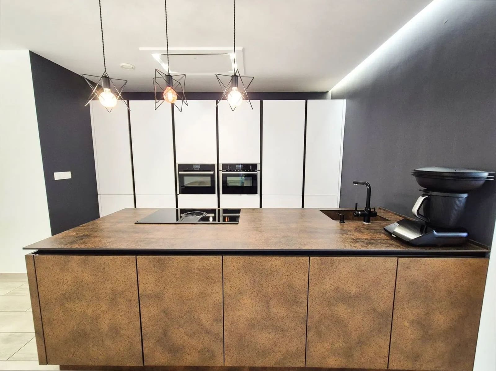 3 bedroom Apartment for sale in Elche / Elx with pool - € 355,355 (Ref: 9830260)