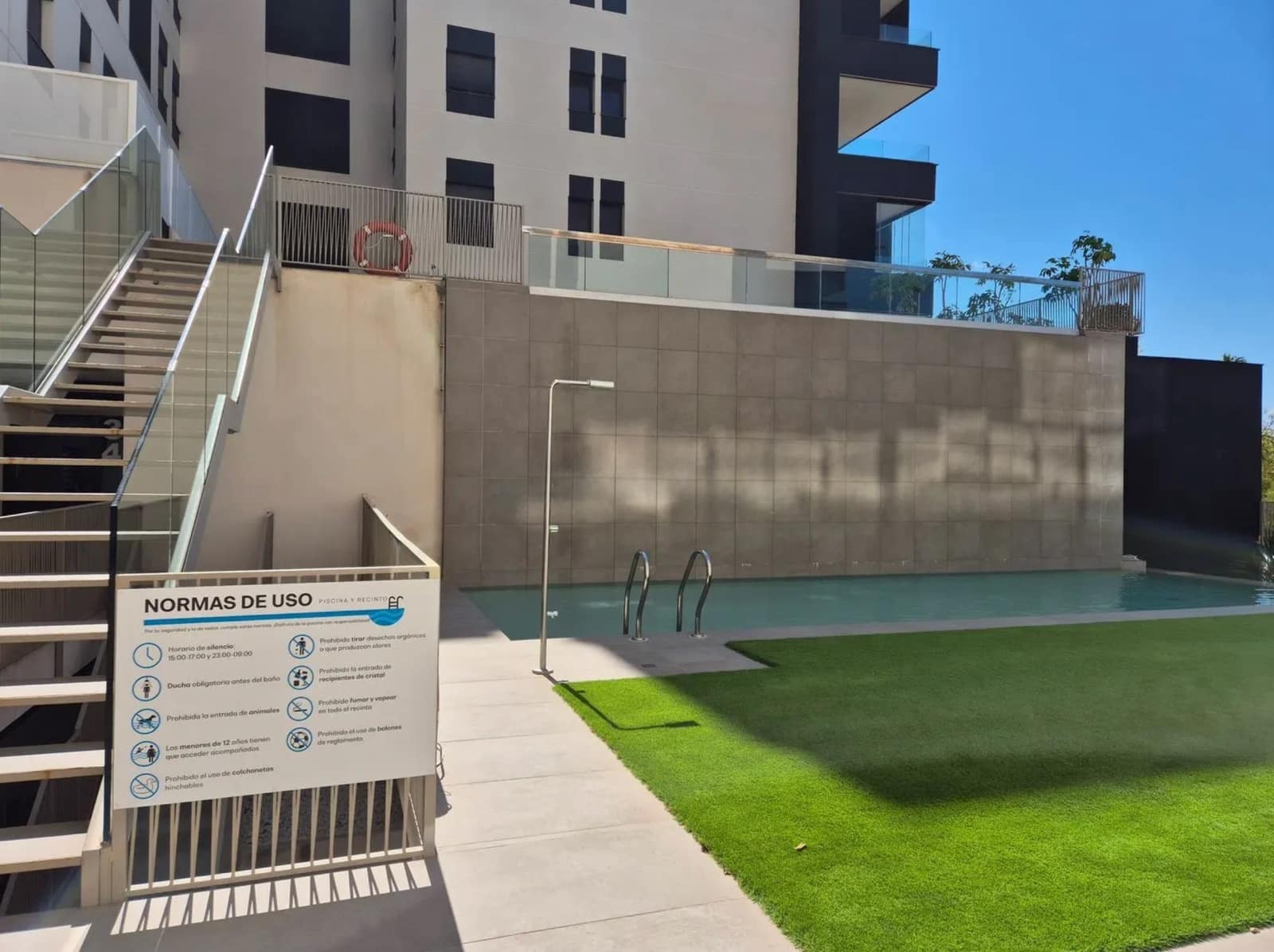 3 bedroom Apartment for sale in Elche / Elx with pool - € 355,355 (Ref: 9830260)