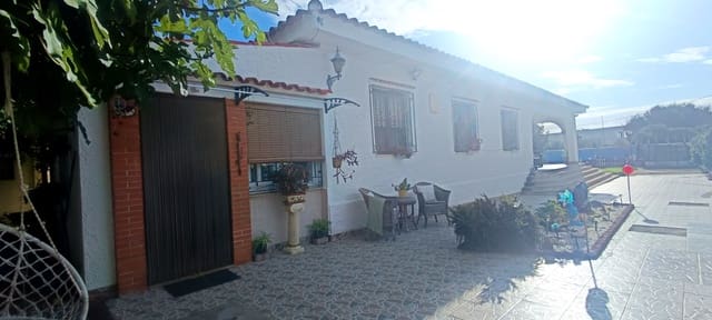 4 soverom Villa til salgs i Vinaròs med svømmebasseng garasje - € 350 000 (Ref: 10155763)