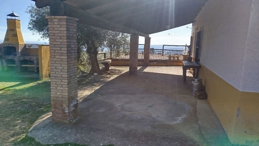 Undeveloped Land for sale in Hornachuelos - € 360,000 (Ref: 9858376)