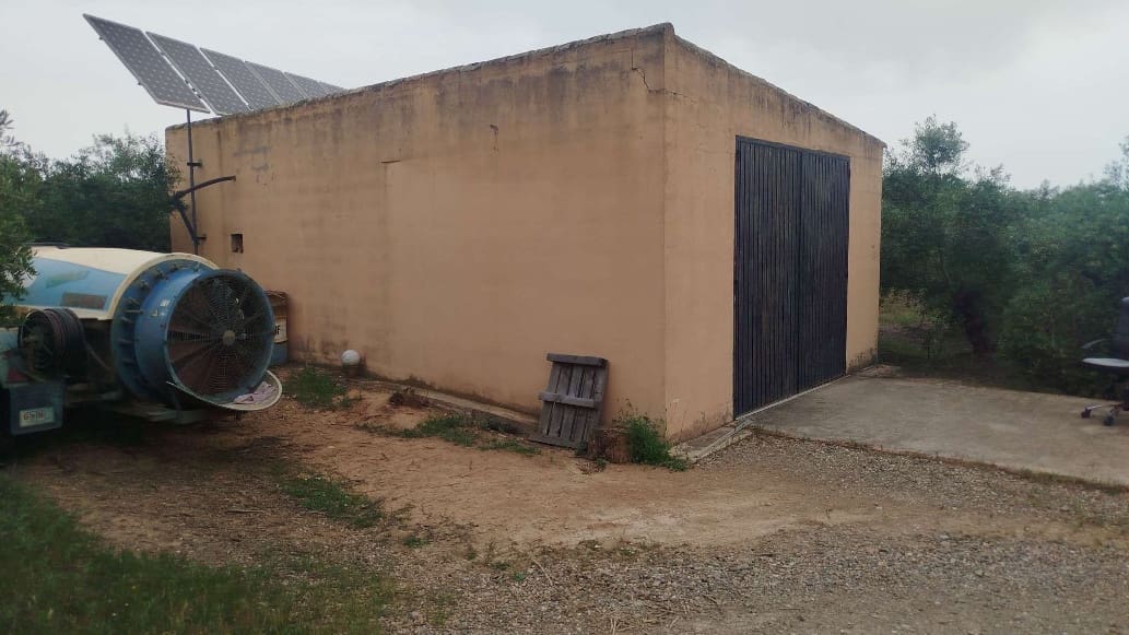 Undeveloped Land for sale in Hornachuelos - € 360,000 (Ref: 9858376)