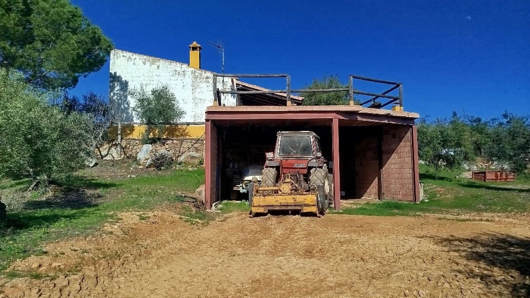 Undeveloped Land for sale in Hornachuelos - € 360,000 (Ref: 9858376)