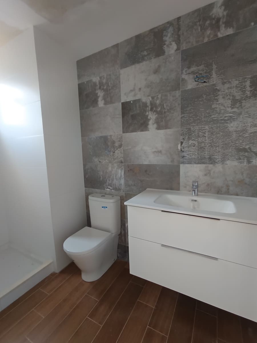 3 bedroom Villa for sale in Benicarlo with garage - € 335,000 (Ref: 9858381)