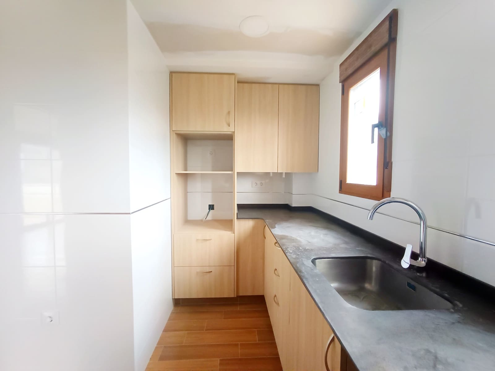 3 bedroom Villa for sale in Benicarlo with garage - € 335,000 (Ref: 9858381)