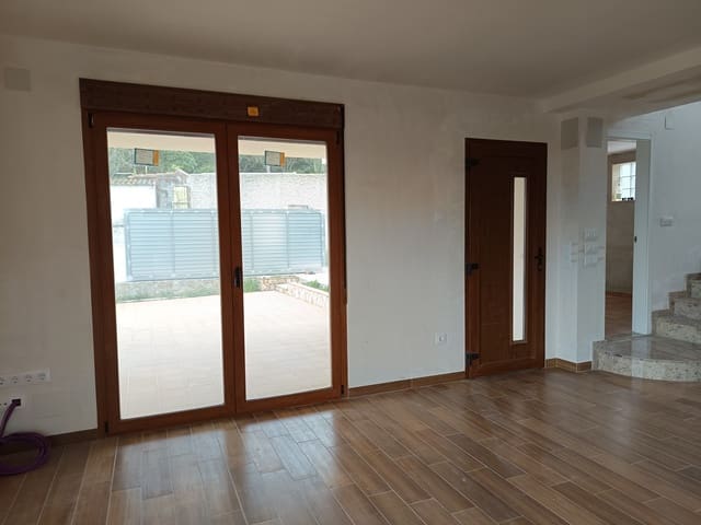 3 soverom Villa til salgs i Benicarló med garasje - € 335 000 (Ref: 9858381)
