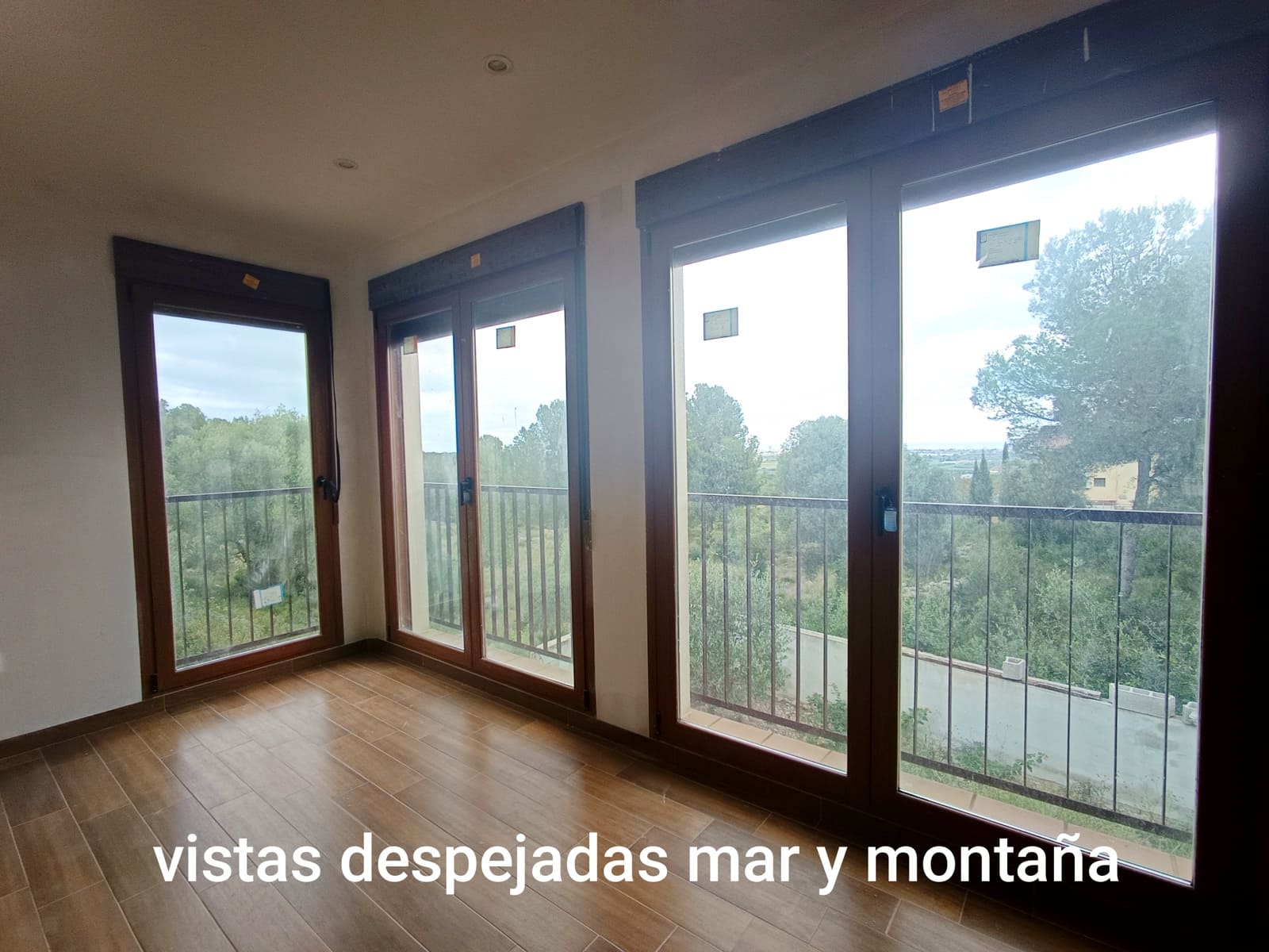 3 bedroom Villa for sale in Benicarlo with garage - € 335,000 (Ref: 9858381)