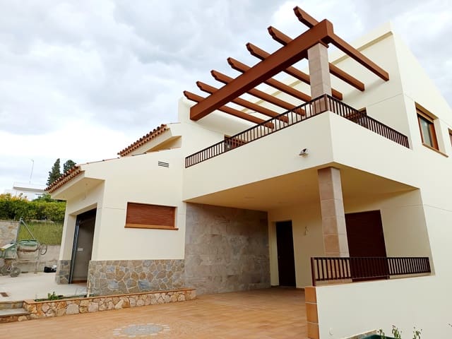 3 soverom Villa til salgs i Benicarló med garasje - € 335 000 (Ref: 9858381)