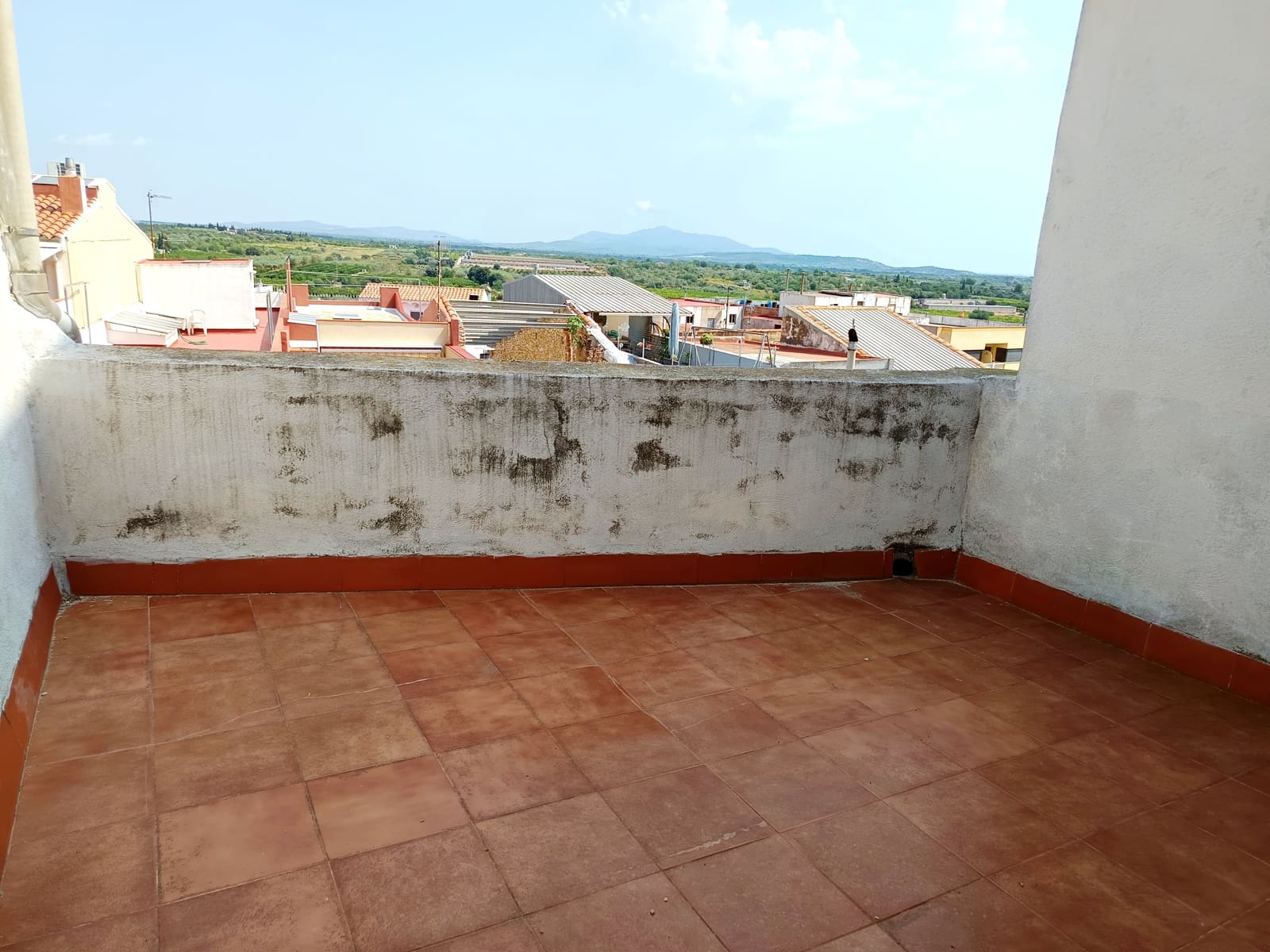 4 bedroom Villa for sale in Calig - € 130,000 (Ref: 9858383)