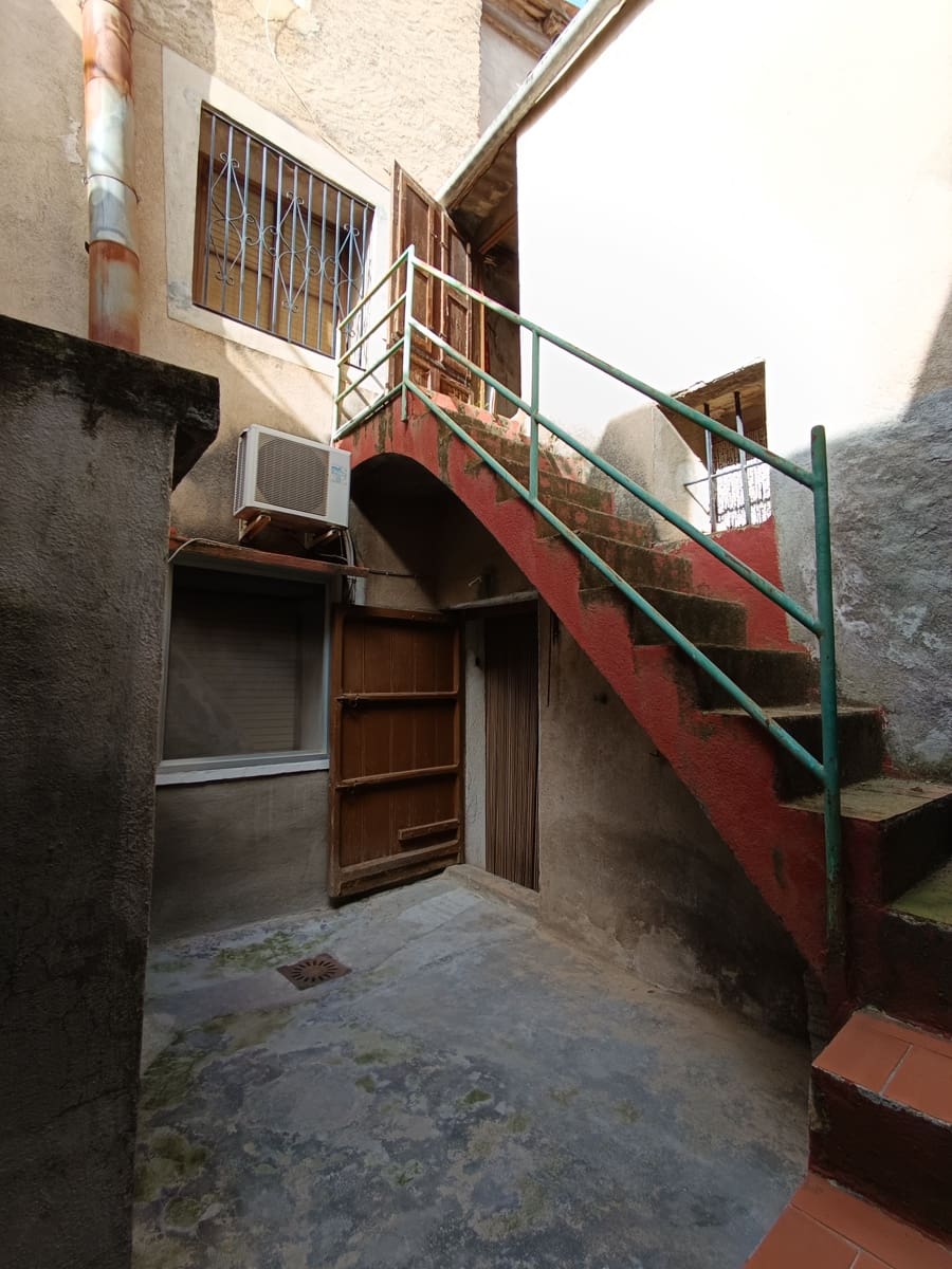 4 sypialnia Dom na sprzedaż w Calig - 115 000 € (Ref: 9858438)
