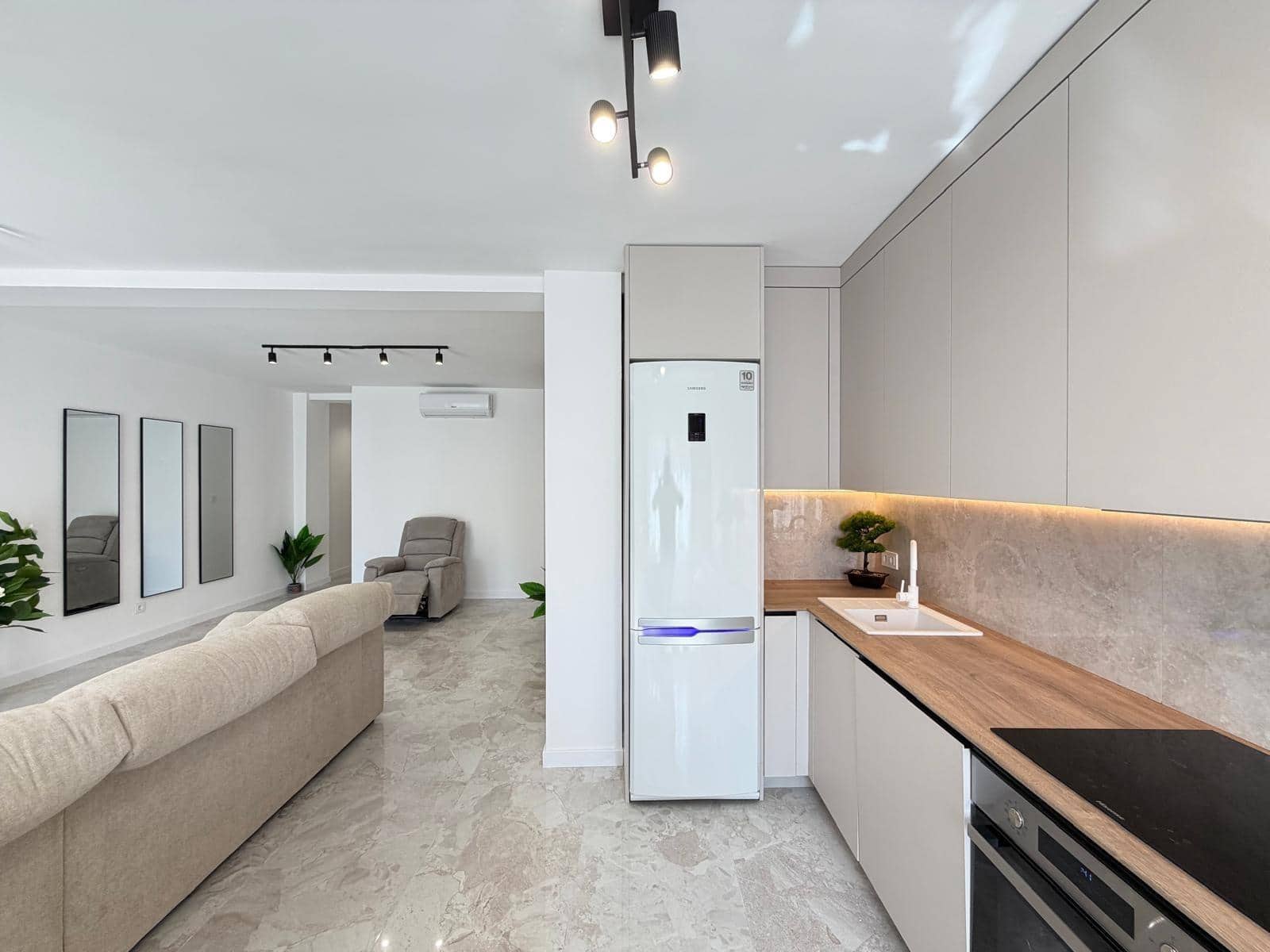 3 soveværelse Lejlighed til salg i Torrevieja - € 229.000 (Ref: 10008047)