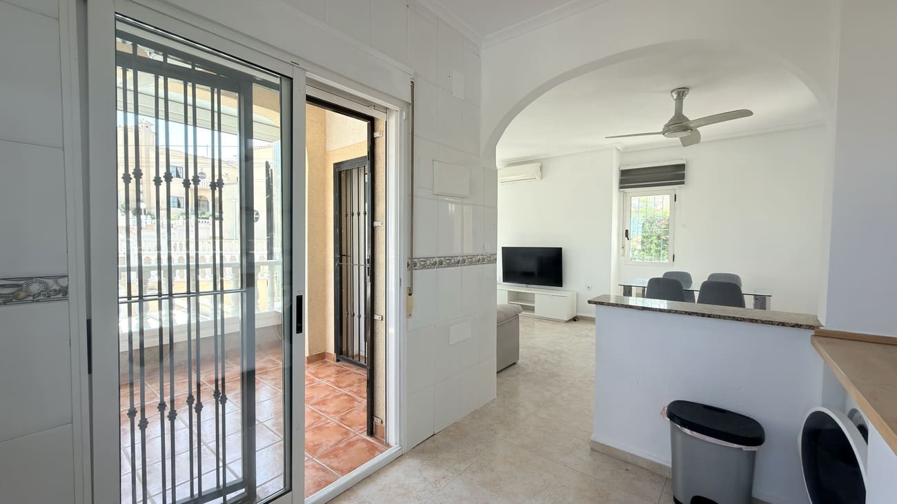 3 chambre Villa/Maison à vendre à Orihuela Costa avec piscine garage - 425 000 € (Ref: 10039280)