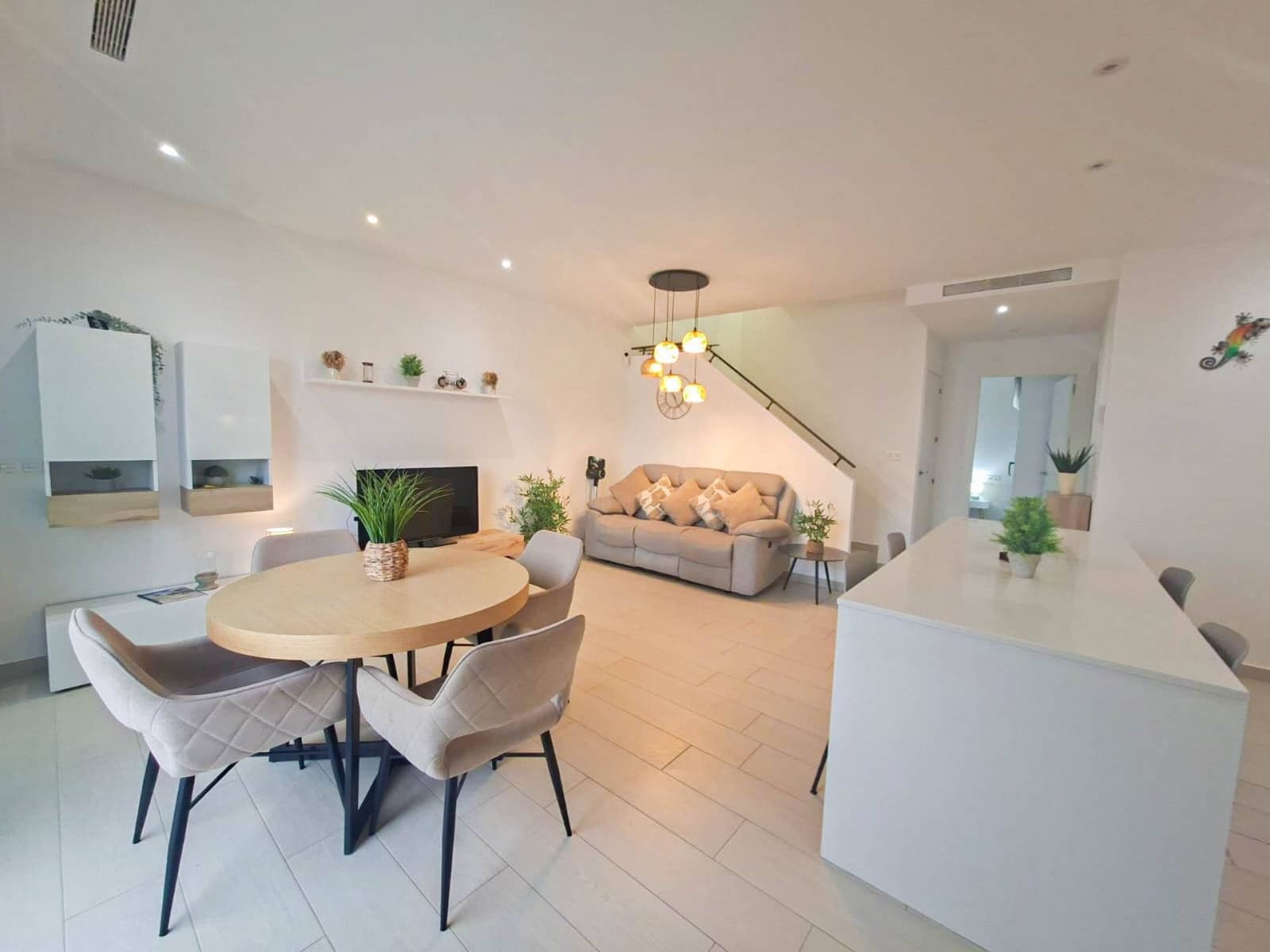 4 Zimmer Villa zu verkaufen in Rojales mit Pool Garage - 415.000 € (Ref: 10088547)