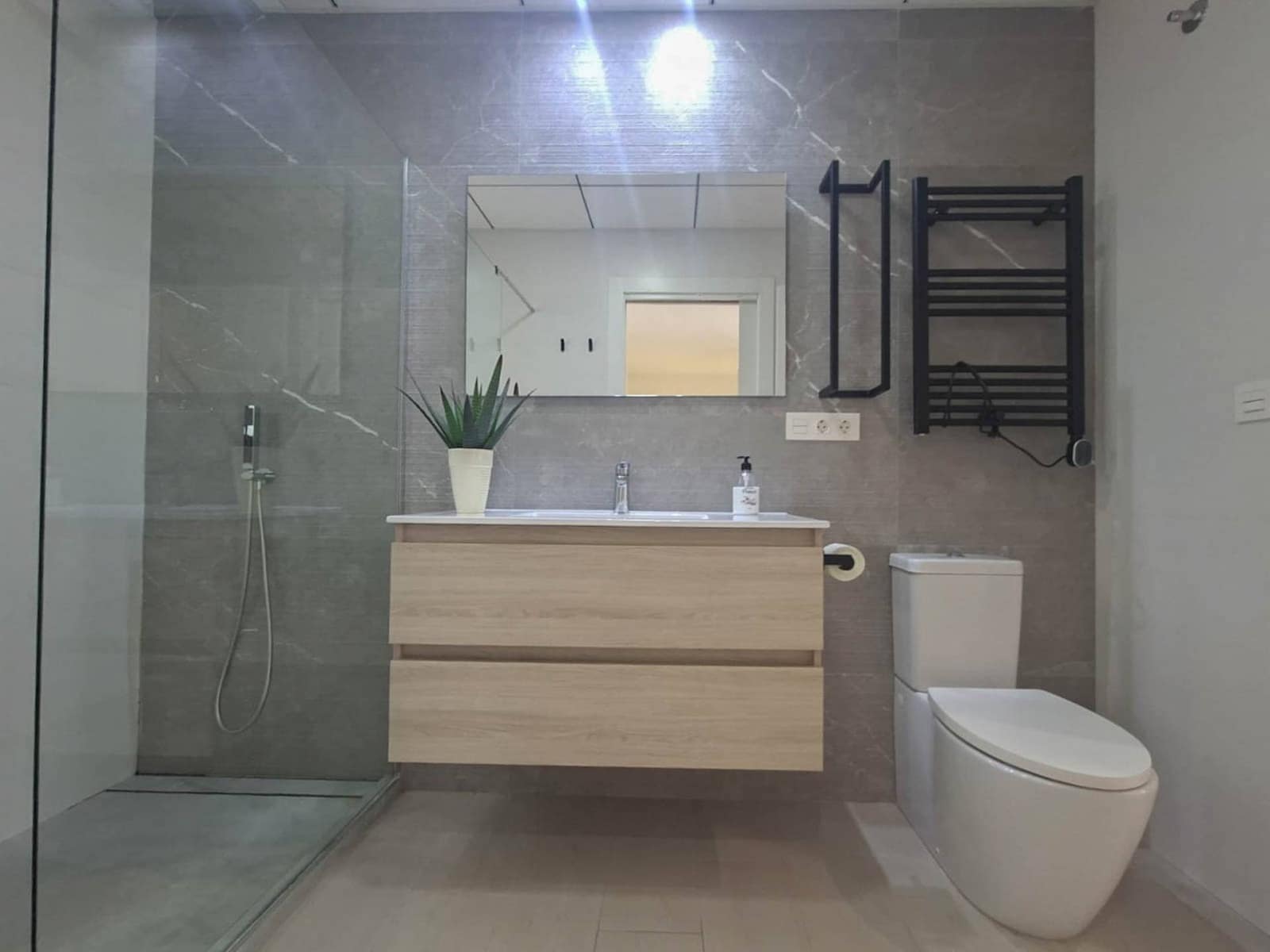 4 Zimmer Villa zu verkaufen in Rojales mit Pool Garage - 415.000 € (Ref: 10088547)