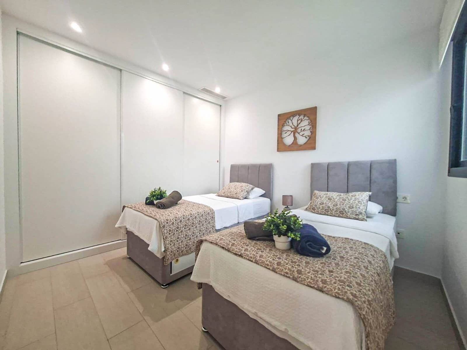 4 Zimmer Villa zu verkaufen in Rojales mit Pool Garage - 415.000 € (Ref: 10088547)
