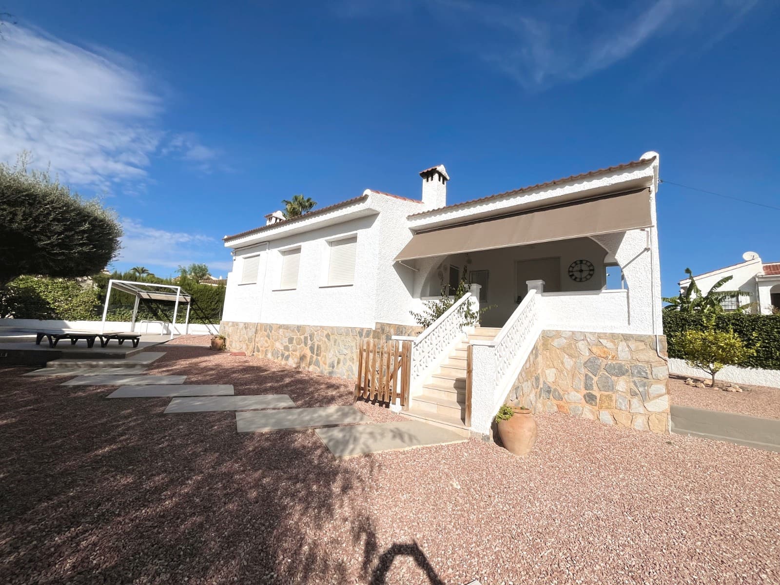 3 bedroom Villa for sale in Ciudad Quesada with pool garage - € 495,000 (Ref: 10155740)