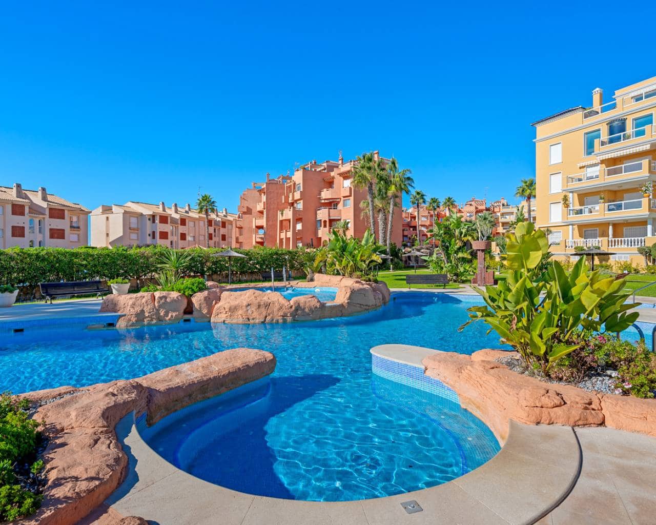 2 soverom Leilighet til salgs i Cabo Roig - € 329 500 (Ref: 9818477)