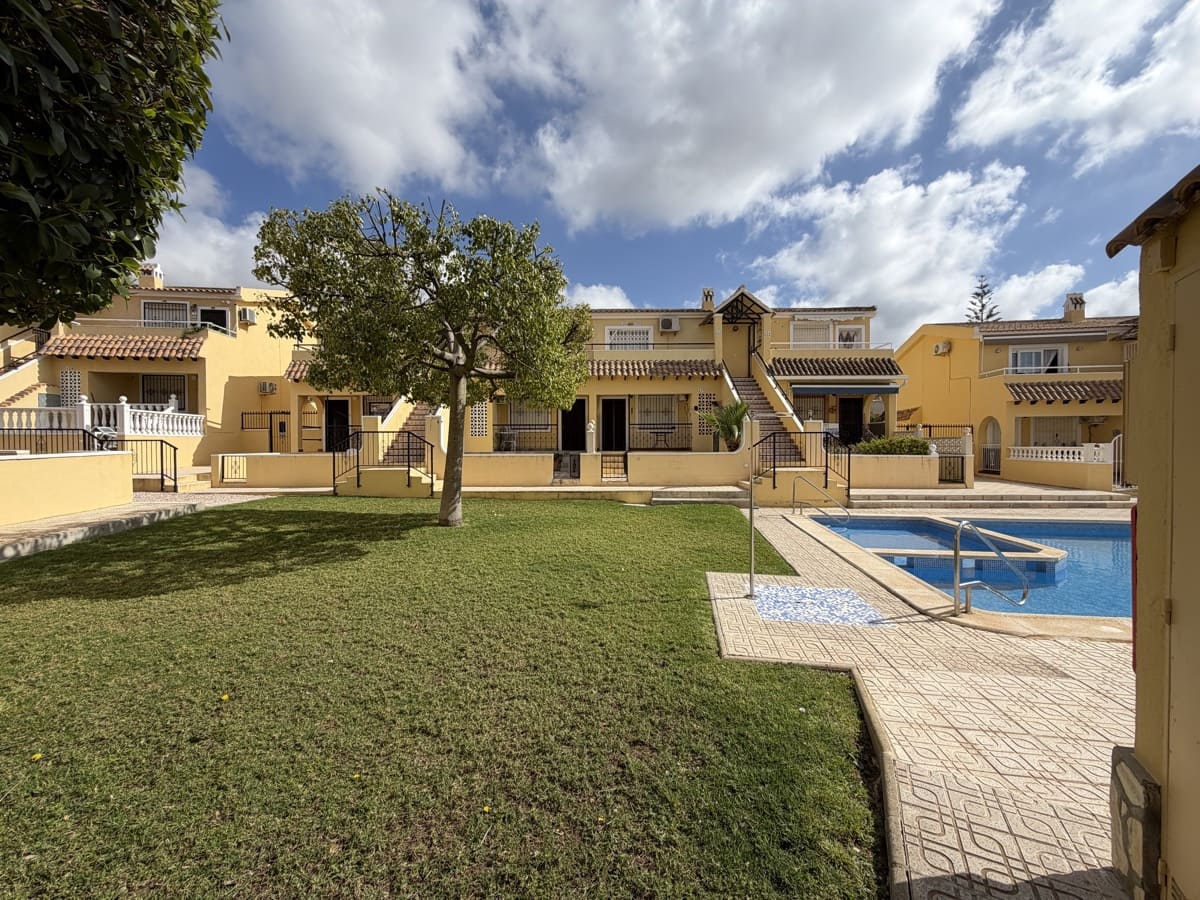 2 sovrum Lägenhet till salu i Villamartin - 159 995 € (Ref: 9818505)