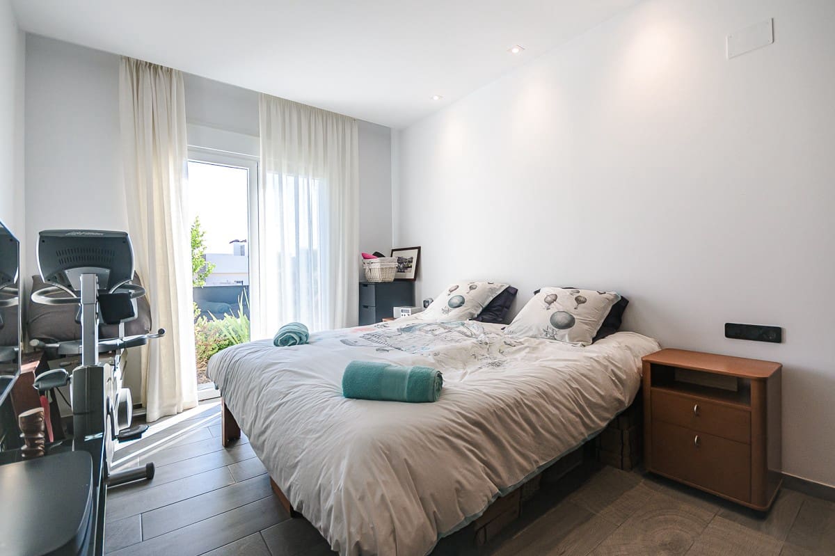 2 soverom Villa til salgs i Algorfa med svømmebasseng - € 610 000 (Ref: 9820367)