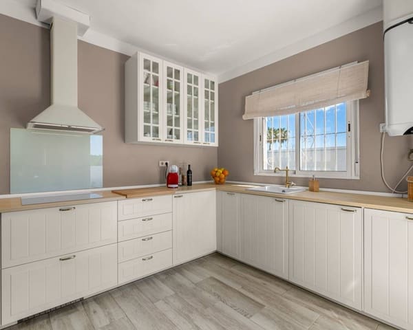 3 sovrum Finca/Hus på landet till salu i Rafal med pool - 399 995 € (Ref: 9820371)