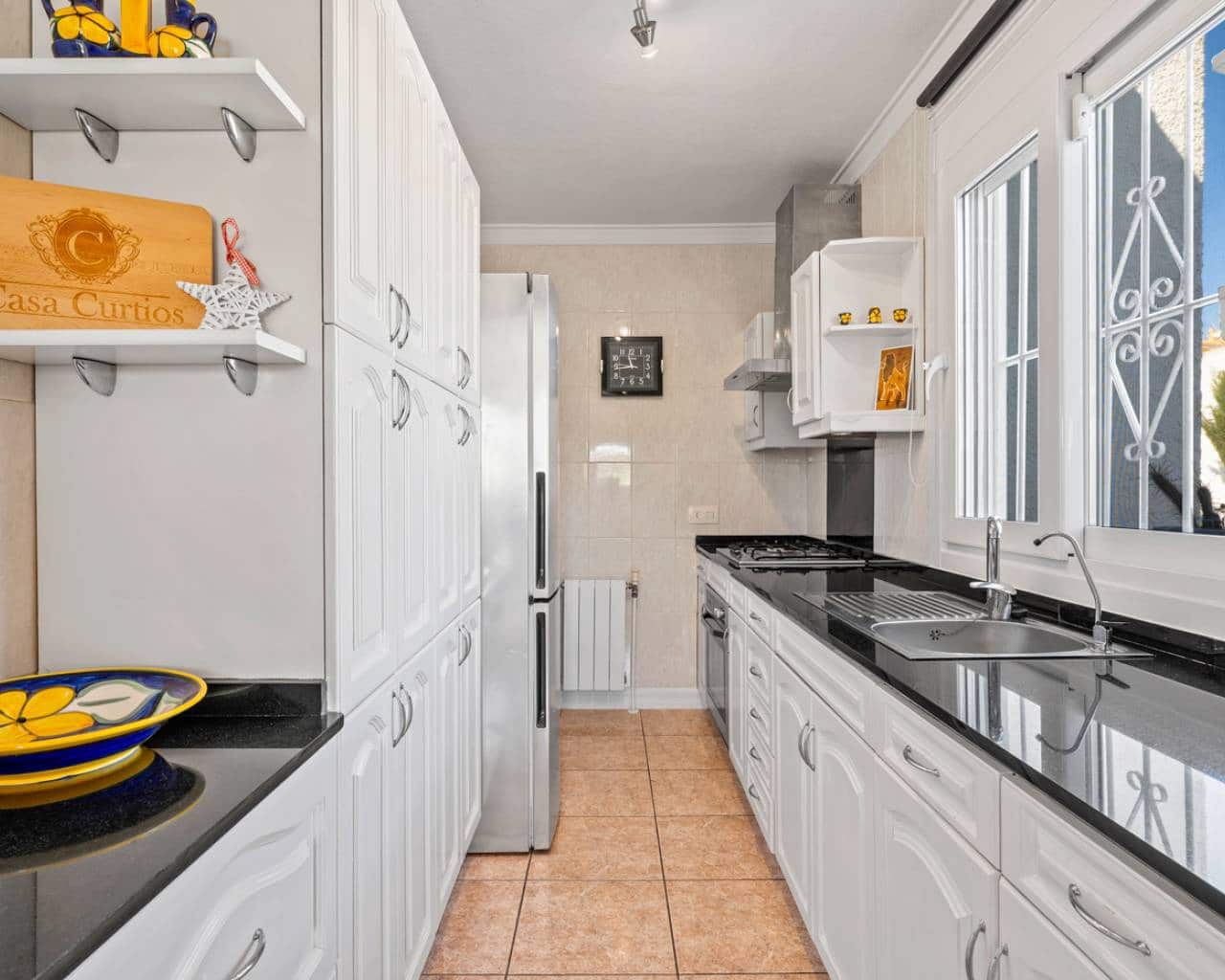 3 soveværelse Villa til salg i Ciudad Quesada med swimmingpool garage - € 499.950 (Ref: 9820373)