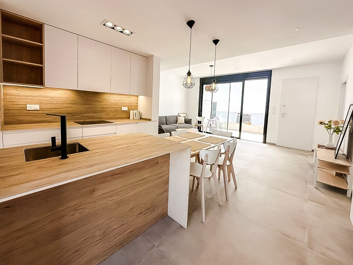 3 soveværelse Penthouse til salg i Lo Pagan med swimmingpool - € 325.000 (Ref: 9822748)