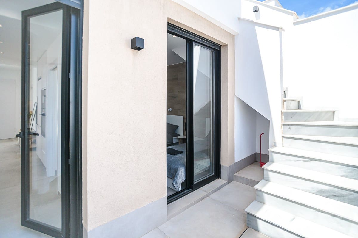 3 soveværelse Penthouse til salg i Lo Pagan med swimmingpool - € 325.000 (Ref: 9822748)