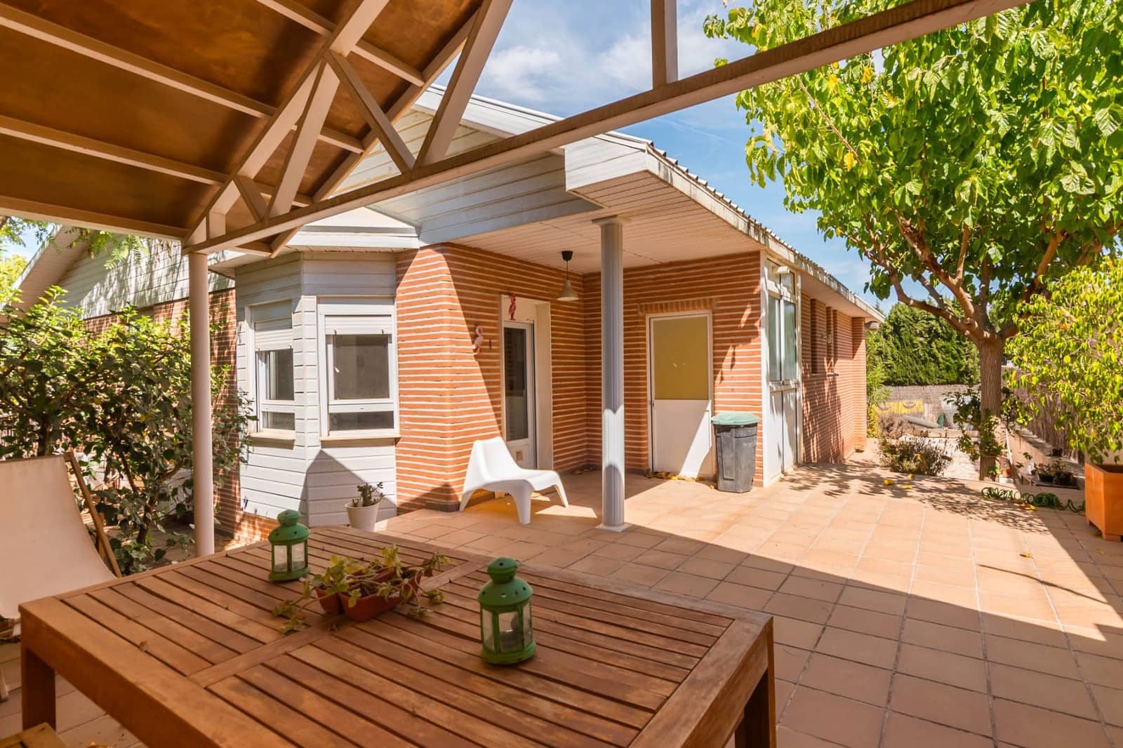 4 chambre Villa/Maison à vendre à Altorreal avec piscine garage - 581 000 € (Ref: 9822749)