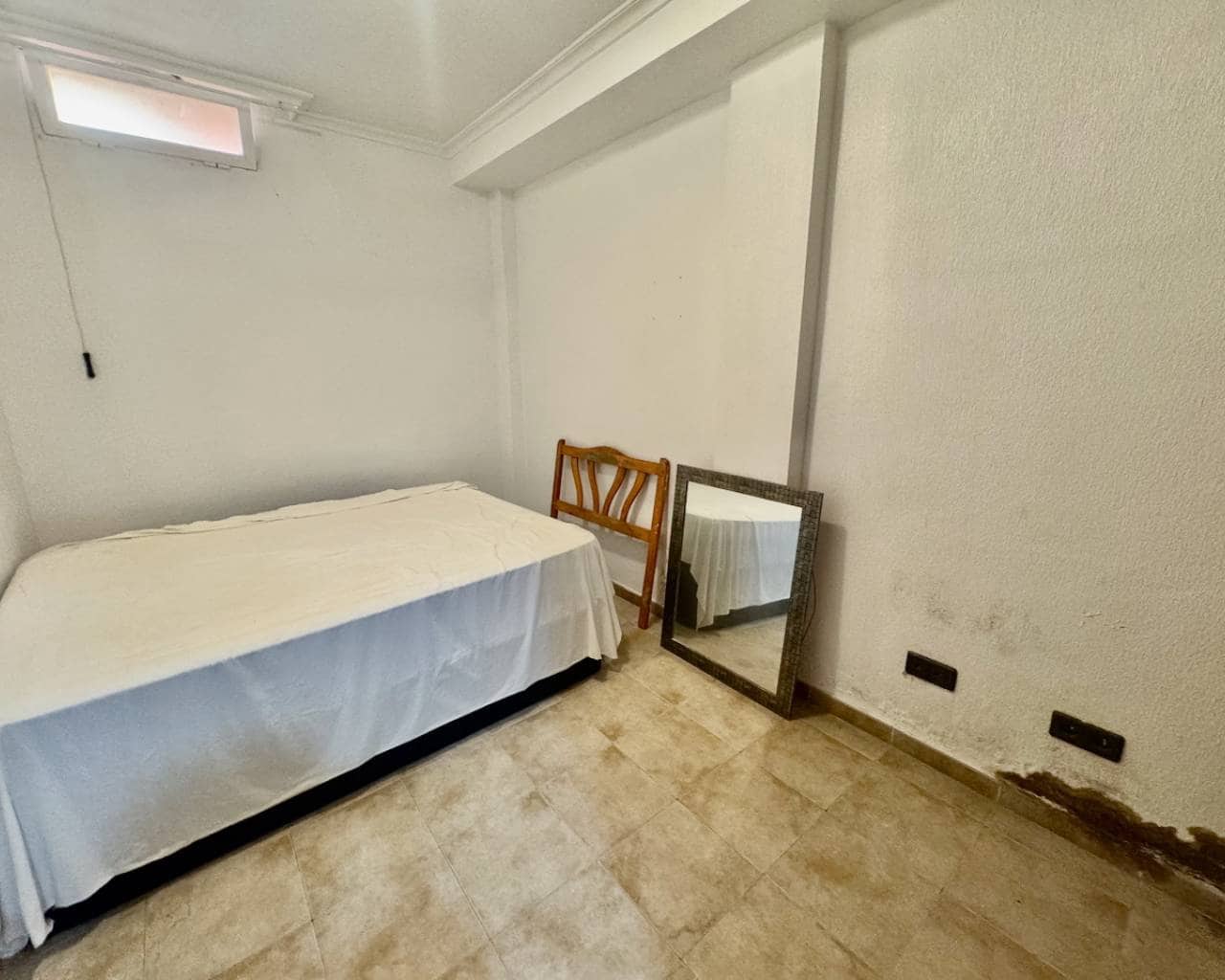 4 quarto Moradia para venda em Guardamar del Segura com piscina garagem - 199 995 € (Ref: 9825008)