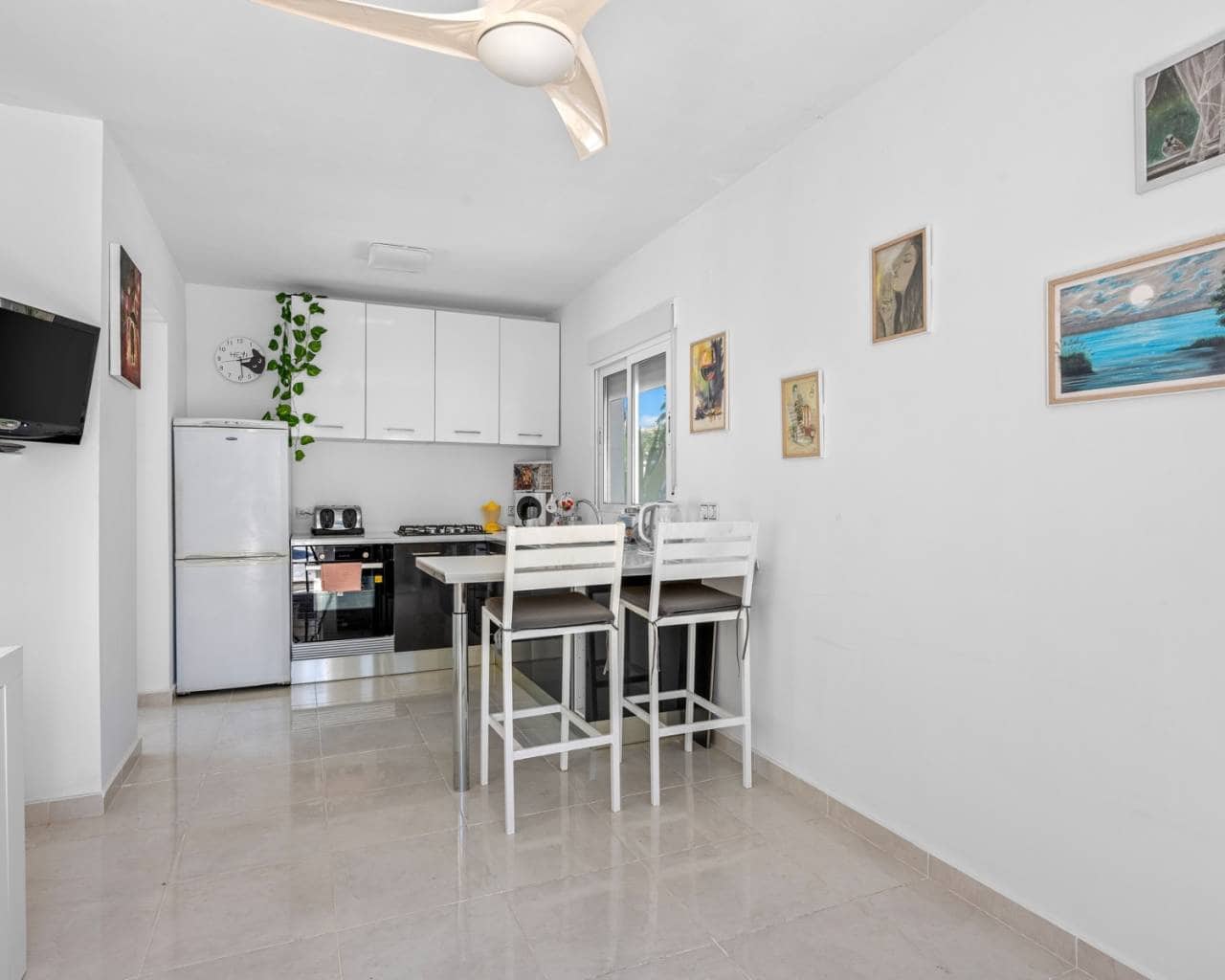 7 soverom Villa til salgs i Ciudad Quesada med svømmebasseng garasje - € 750 000 (Ref: 9833588)