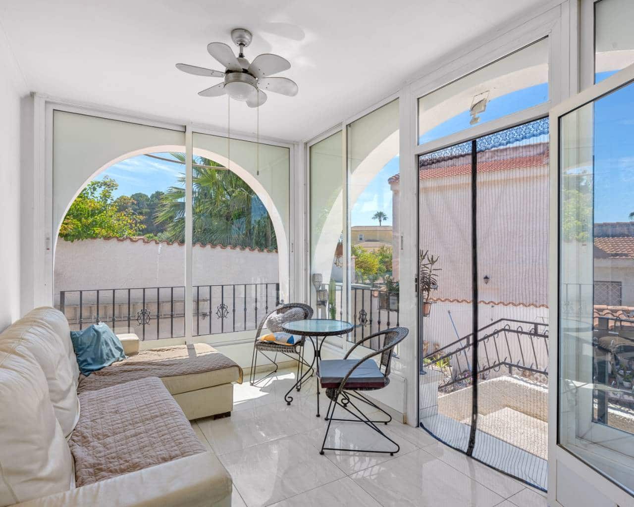 7 soverom Villa til salgs i Ciudad Quesada med svømmebasseng garasje - € 750 000 (Ref: 9833588)