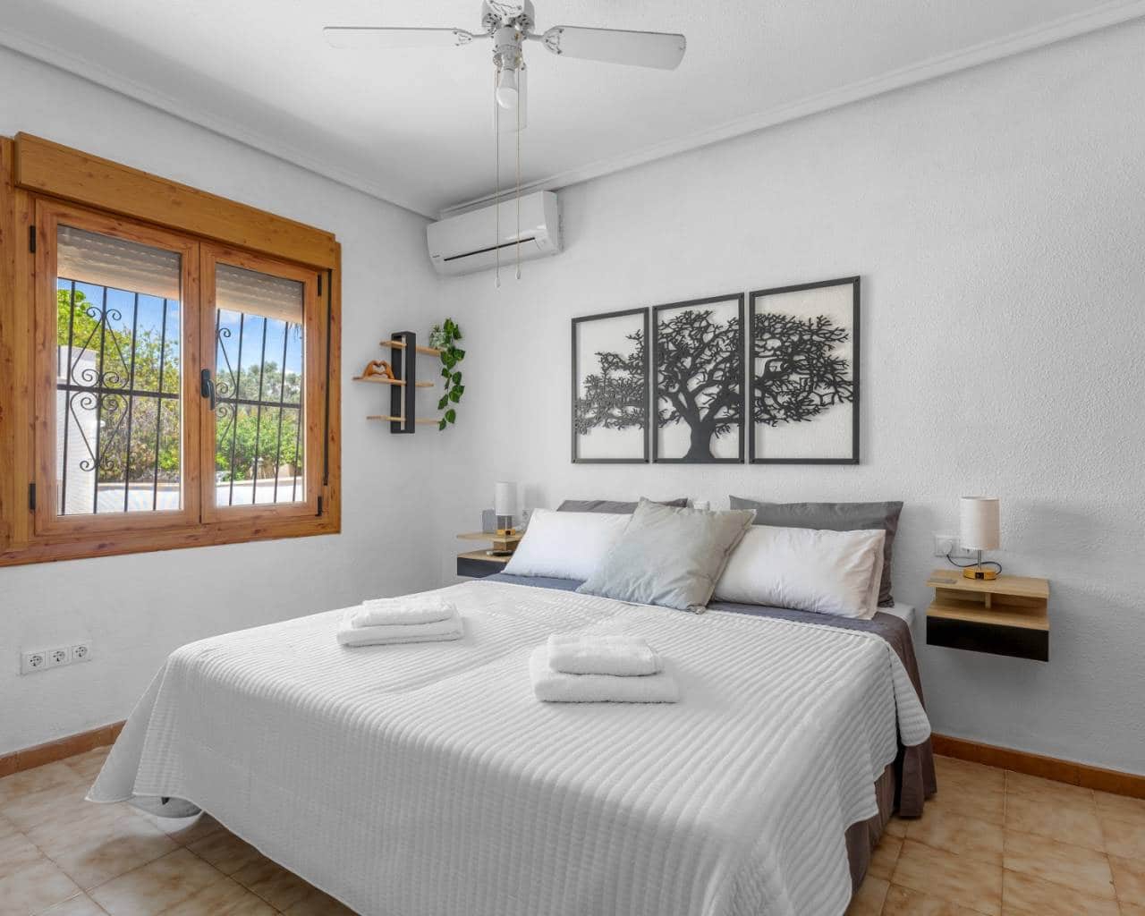 7 soverom Villa til salgs i Ciudad Quesada med svømmebasseng garasje - € 750 000 (Ref: 9833588)