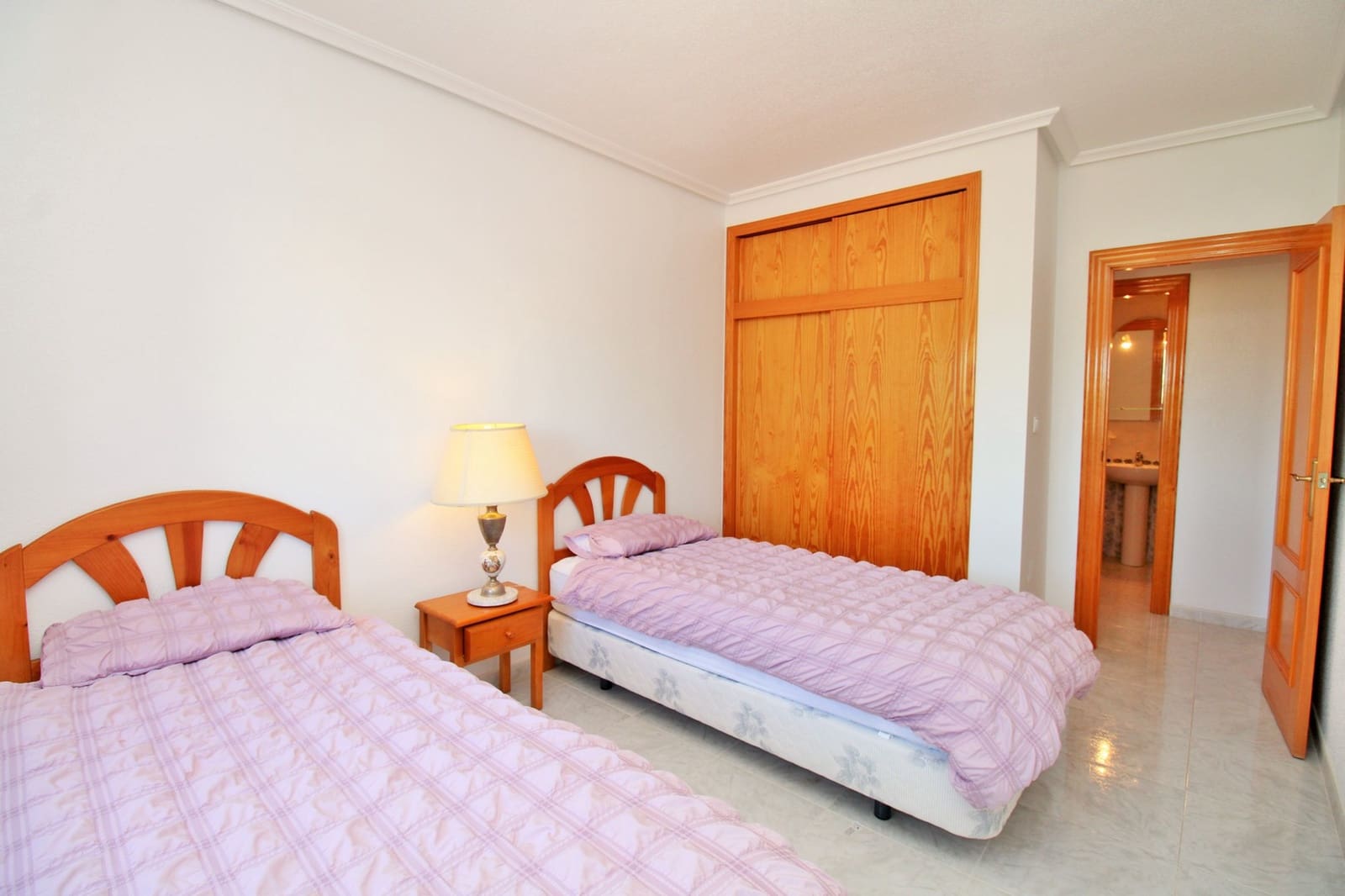 3 makuuhuone Huoneisto myytävänä paikassa Playa Flamenca mukana uima-altaan - 195 000 € (Ref: 9834006)