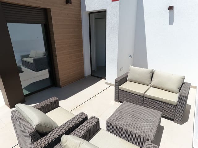 4 soverom Villa til salgs i Algorfa med svømmebasseng garasje - € 450 000 (Ref: 9834310)
