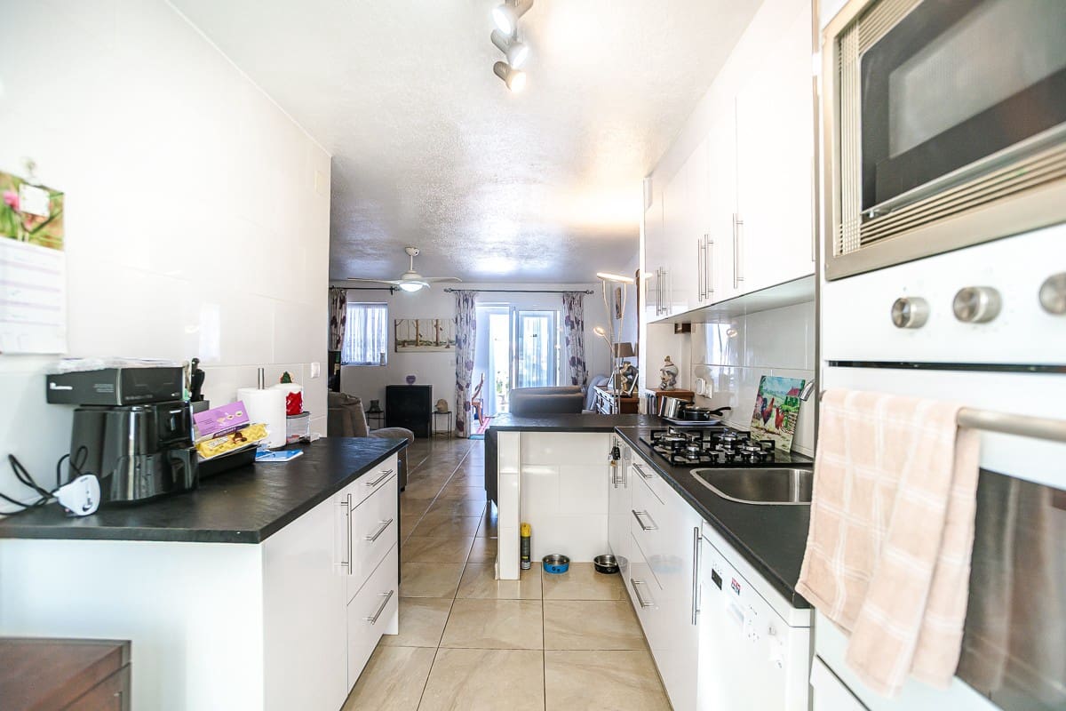 3 slaapkamer Appartement te koop in Orihuela Costa - € 189.000 (Ref: 9843699)