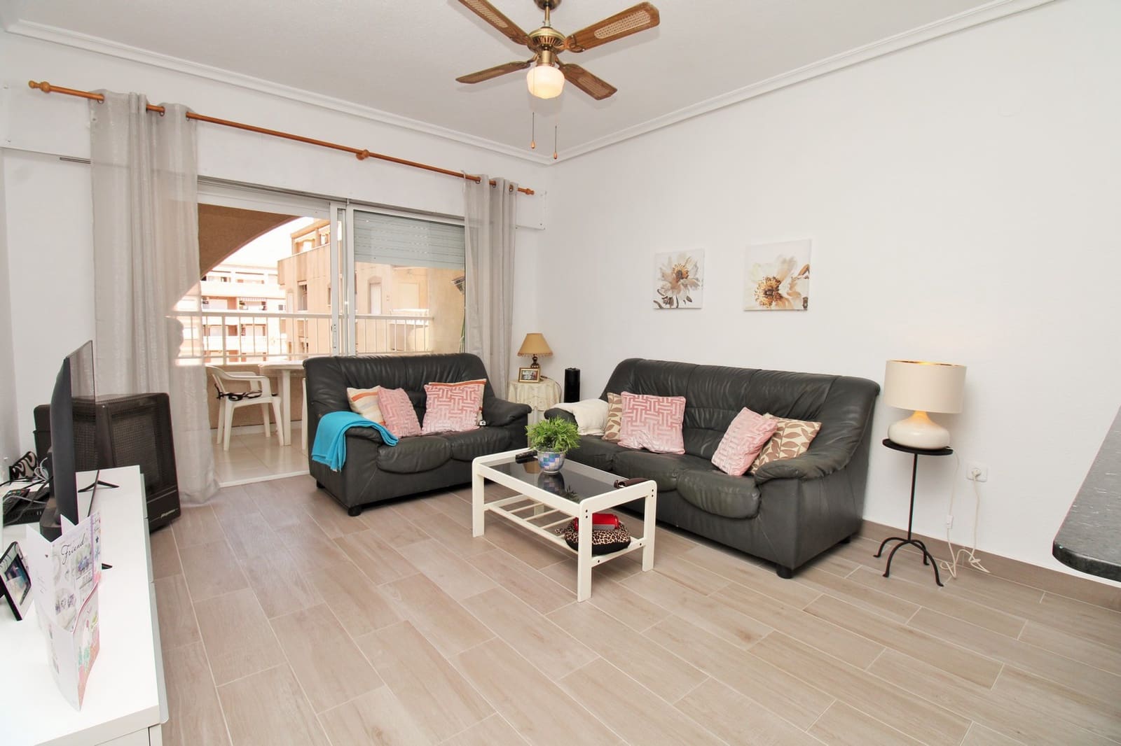 2 makuuhuone Huoneisto myytävänä paikassa Torrevieja - 124 900 € (Ref: 9846588)