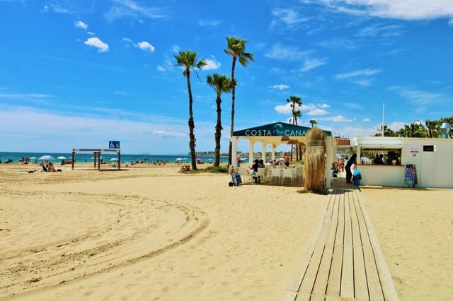 2 makuuhuone Huoneisto myytävänä paikassa Torrevieja - 124 900 € (Ref: 9846588)